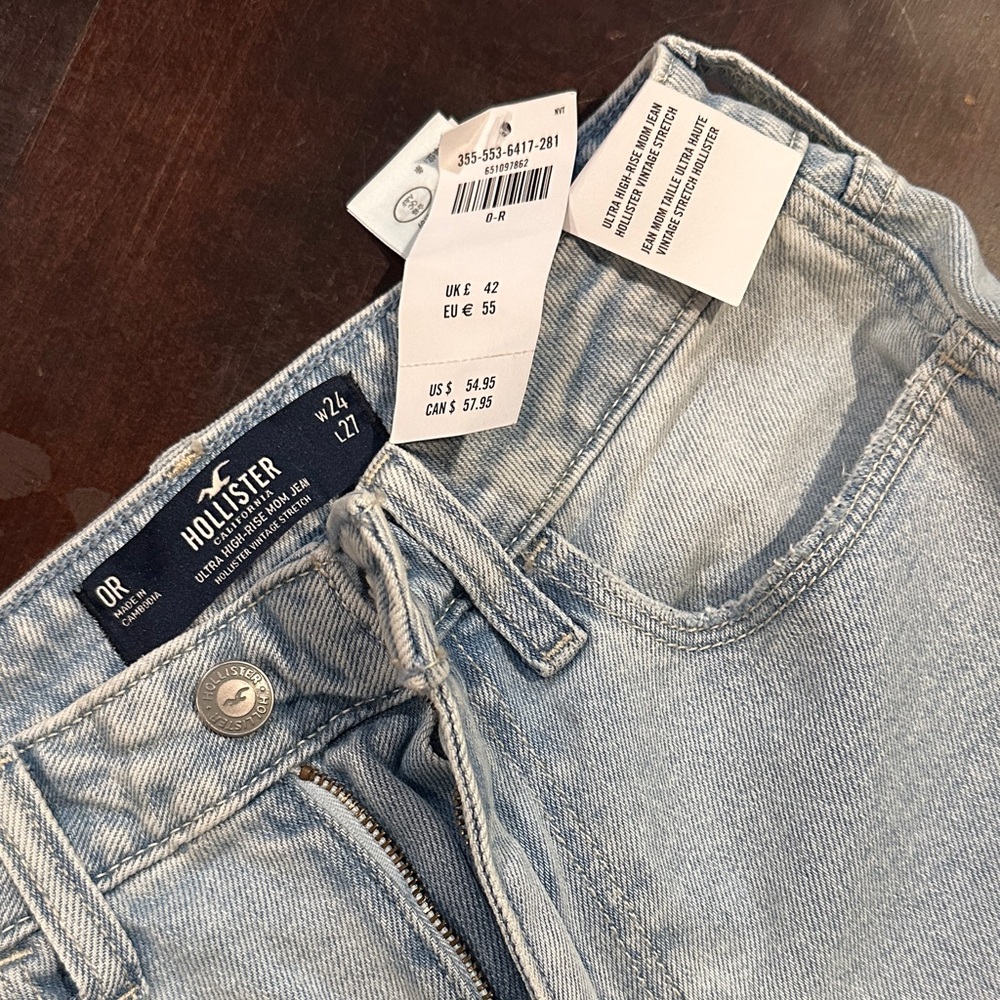 Hollister Light Wash Denim Jeans